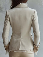 Constanza | Blazer marfil con bordado floral dorado