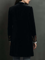 Leontina | Blazer negro entallado con estampado barroco