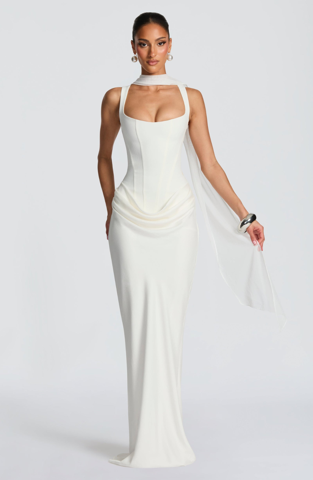 Valentina • Vestido Maxi Esculpido en Reloj de Arena