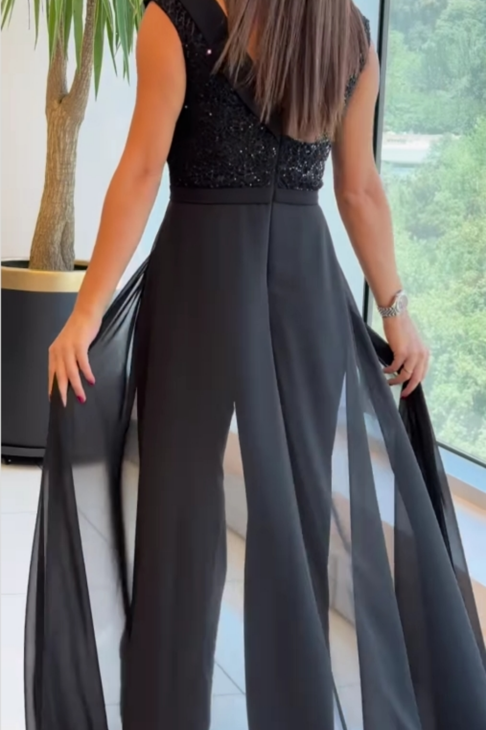 Louna™ | Salopette senza maniche elegante