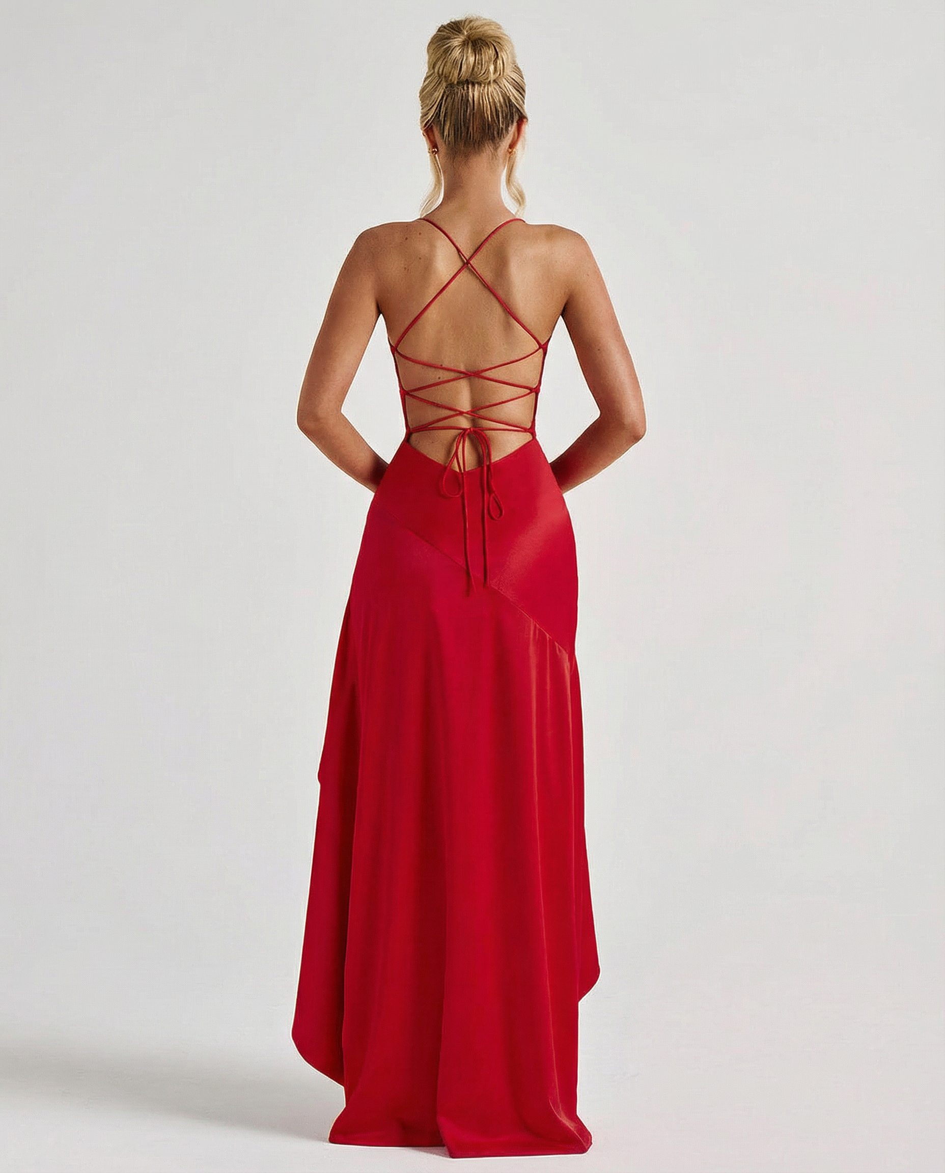 Naomi • Vestido Maxi de Satén con Espalda Atada