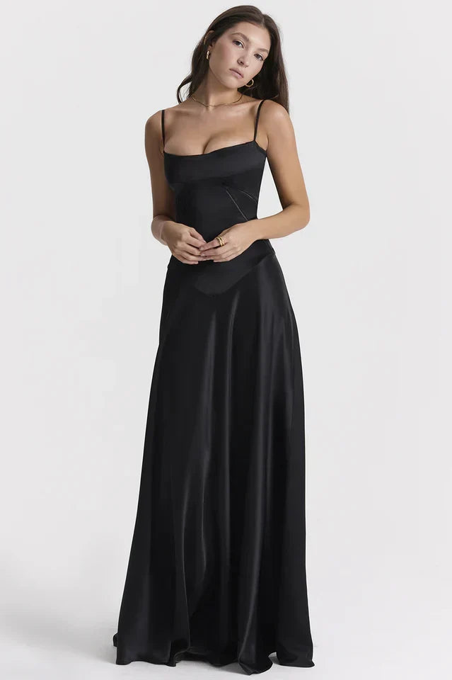 Cara • Vestido Maxi con Espalda Lazada