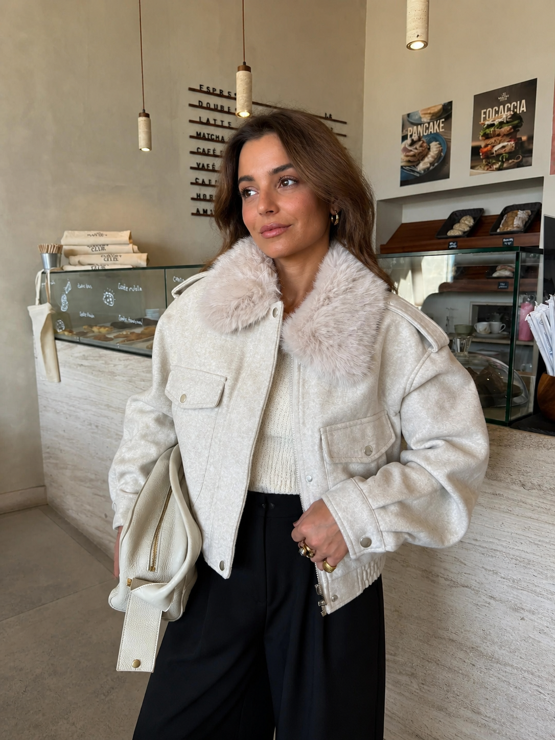 Chaqueta Siena Beige con Cuello de Pelo™