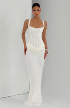 Aveline | Vestido largo satinado con escote cuadrado