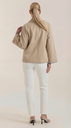 Trenchcoat Lindsay con forro a rayas elegante