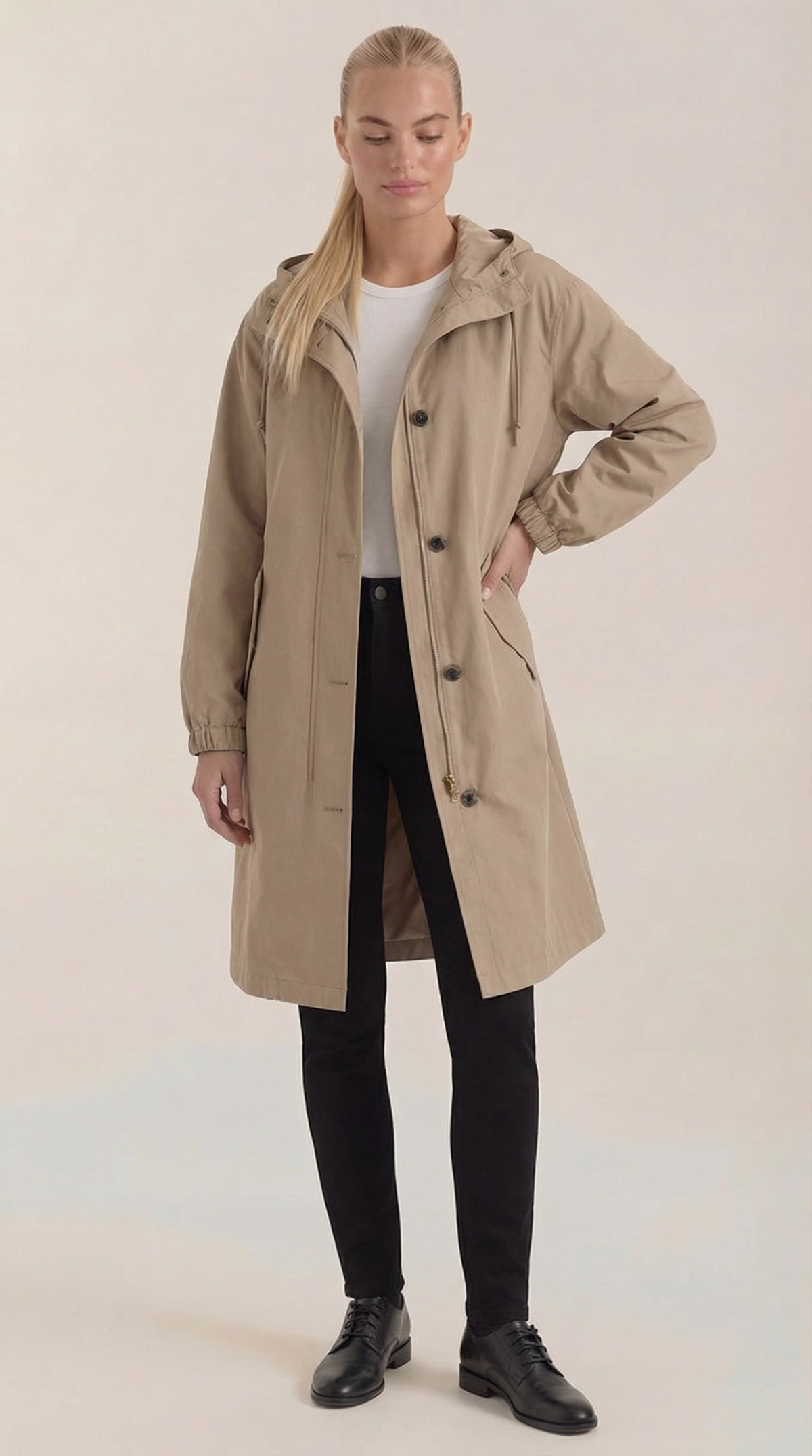 Chaqueta impermeable Margie con capucha