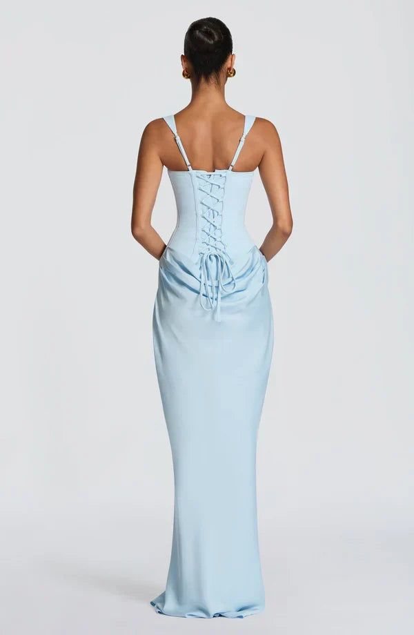 Valentina • Vestido Maxi Esculpido en Reloj de Arena