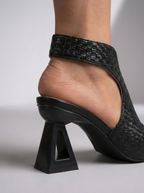 Graciela™ | Sandalia Elegante Trenzada de Tacón Geométrico